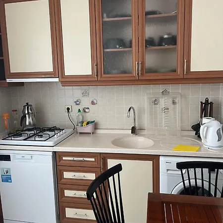 Huge Evleri 2 Apartamento